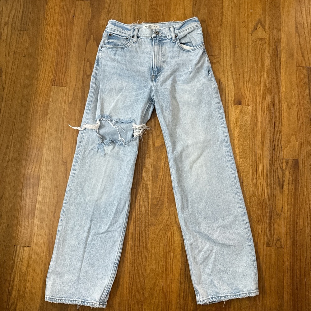 Abercrombie&Fitch Light Washed 90s Relaxed Jeans High Rise